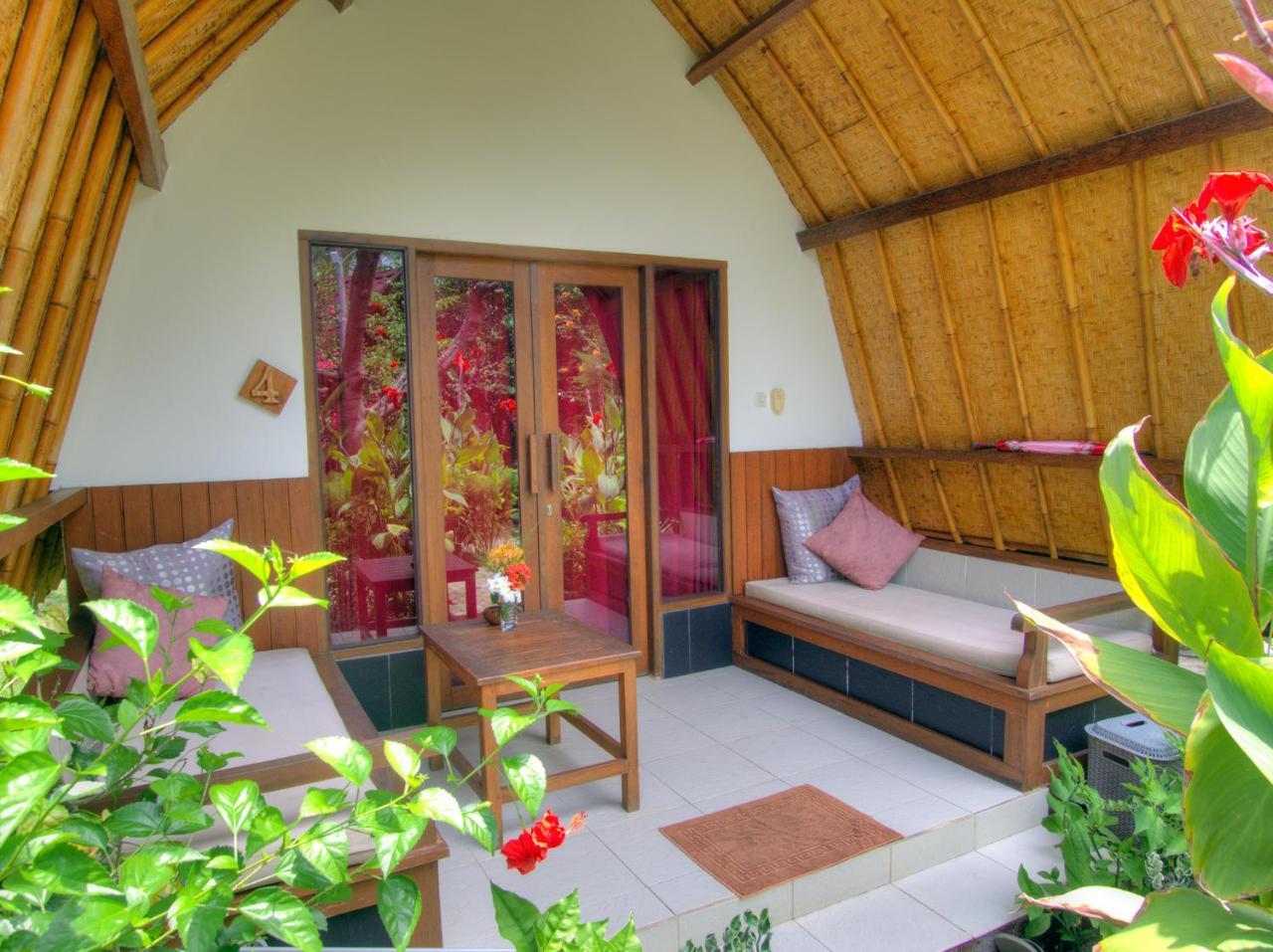 Chill Out Bungalows Gili Air Exterior photo